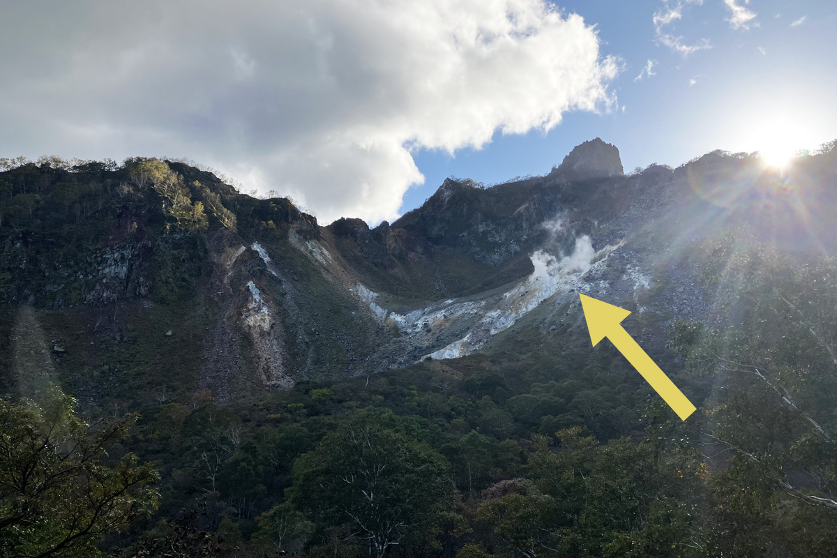 地熱の噴気を調査